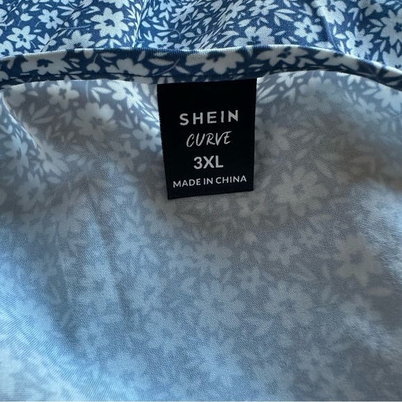 SHEIN Blue and White Midi Sundress with Flutter Sleeves - Picture 4 of 5